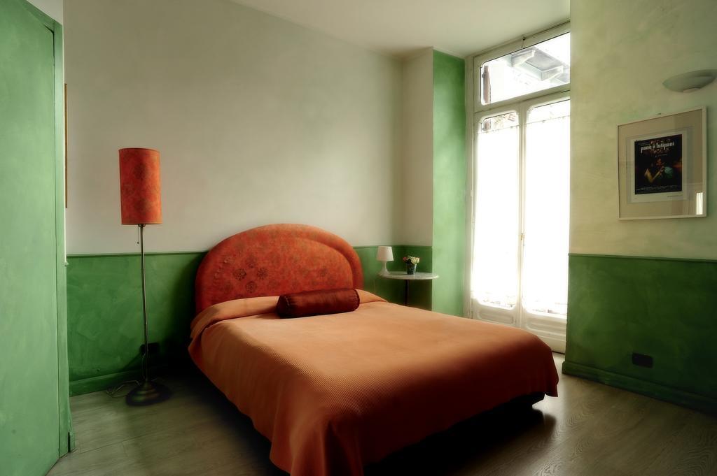 Il Pane E Le Rose Bed & Breakfast Turin Bilik gambar